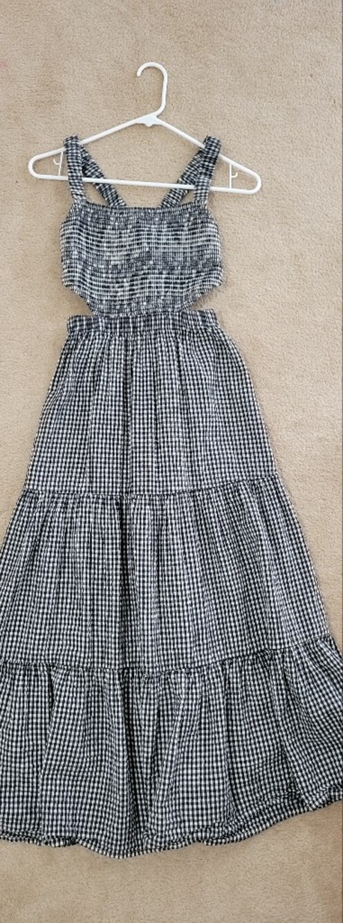 AE Cutout Smocked Midi Dress